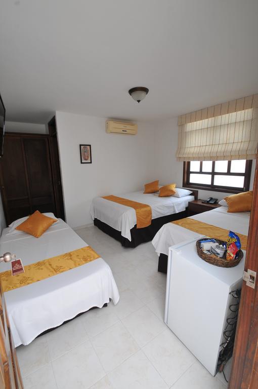 Hotel San Julian Буга Экстерьер фото