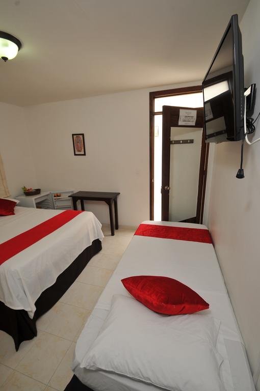 Hotel San Julian Буга Экстерьер фото