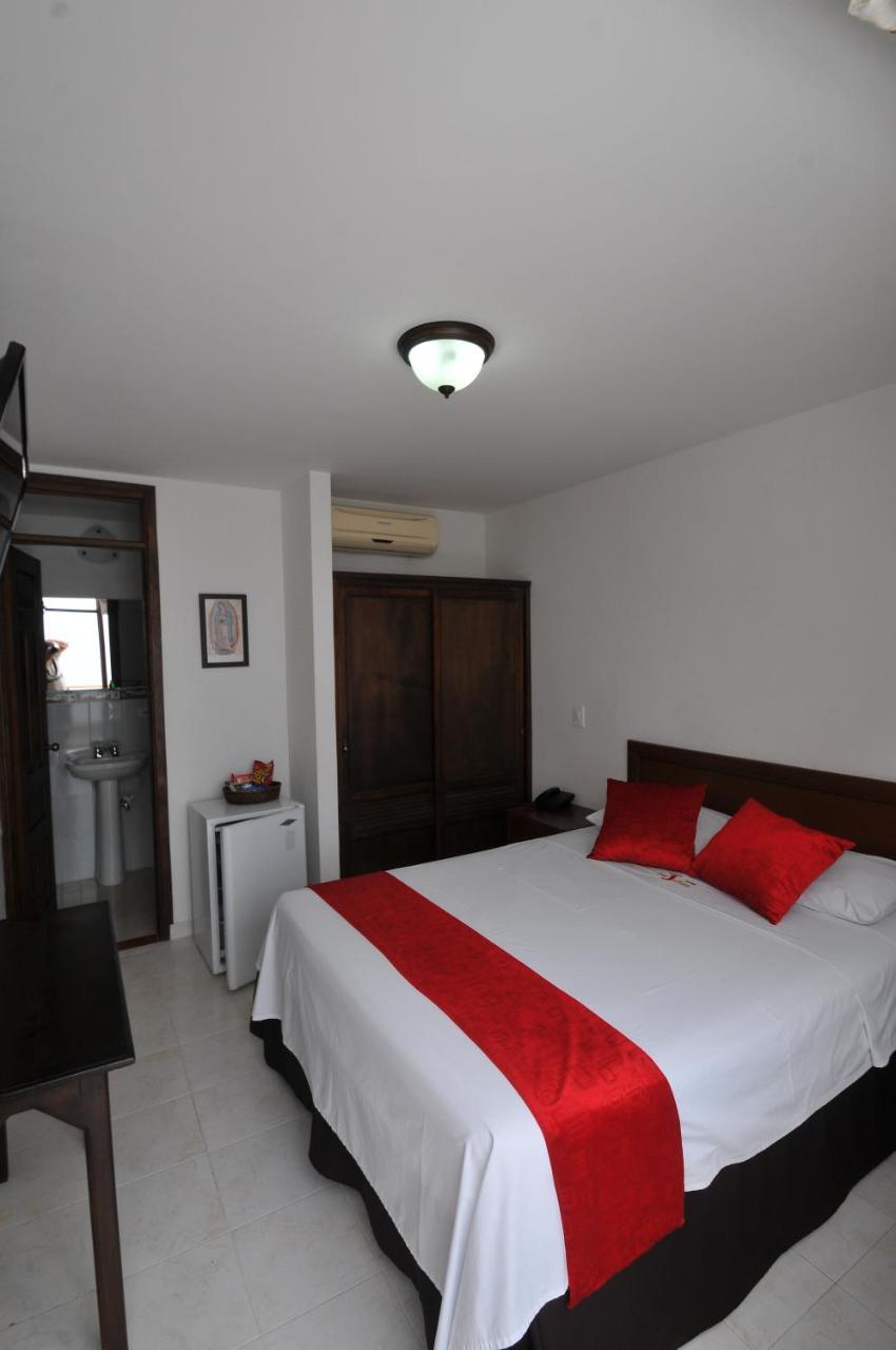 Hotel San Julian Буга Экстерьер фото